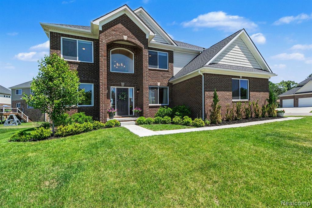 5531 Morgan Lake Drive, Clarkston, MI 48348 — front exterior