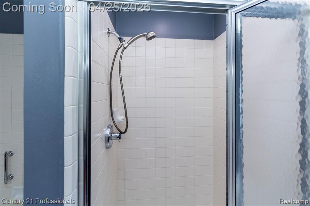 4680 Rambling Drive, Troy, MI 48098 — Photo 39