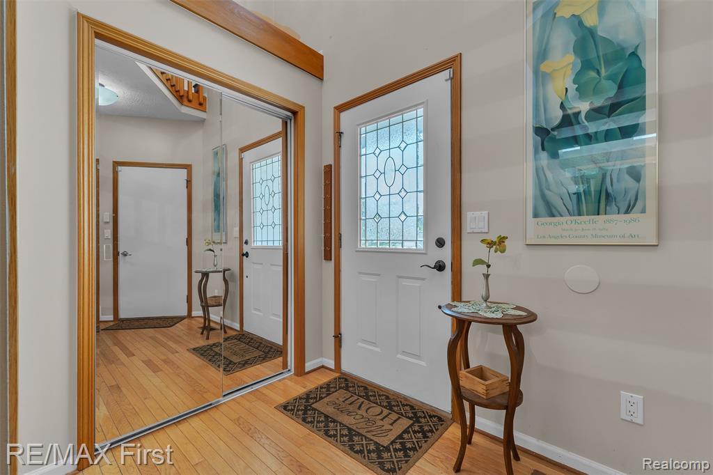 6547 Scenic Pines Court, Clarkston, MI — Photo 3