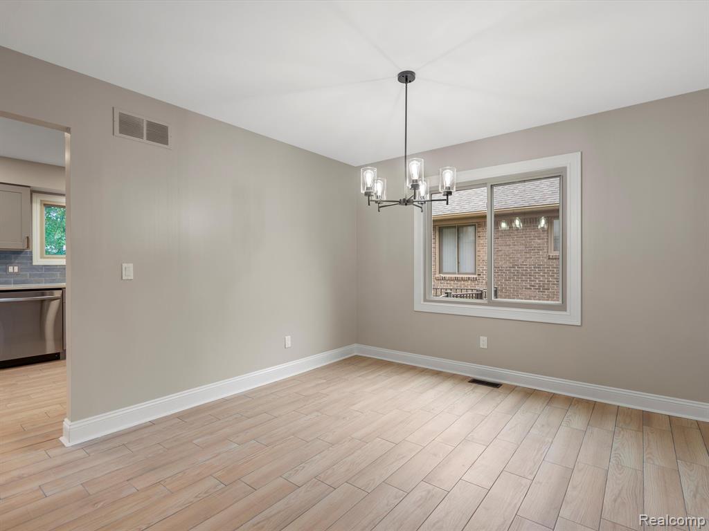 8460 FREDERICK Drive, Washington, MI — Photo 37