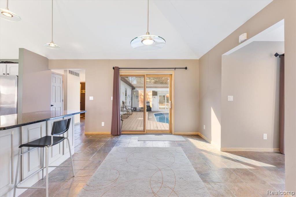 572 CASEMER Road, Lake Orion, MI — Photo 24