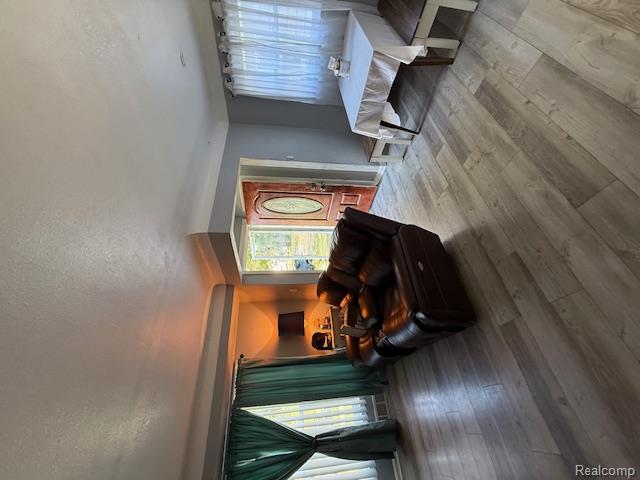 526 McKeighan Avenue, Flint, MI 48507 — Photo 8