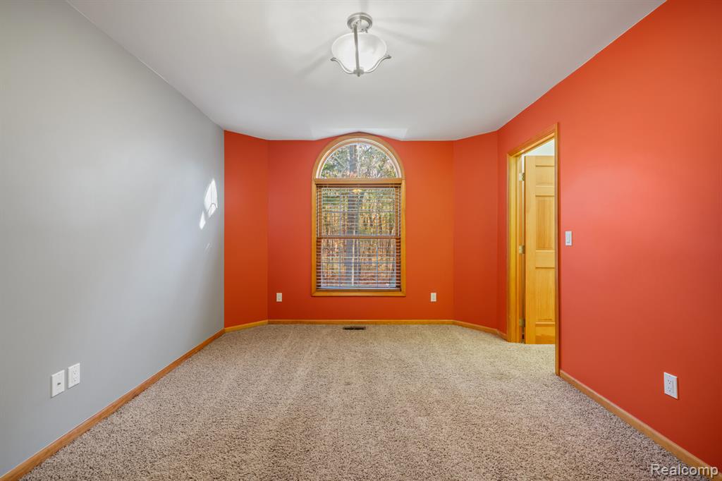 5150 N Milford Road, Highland, MI 48356 — Photo 26