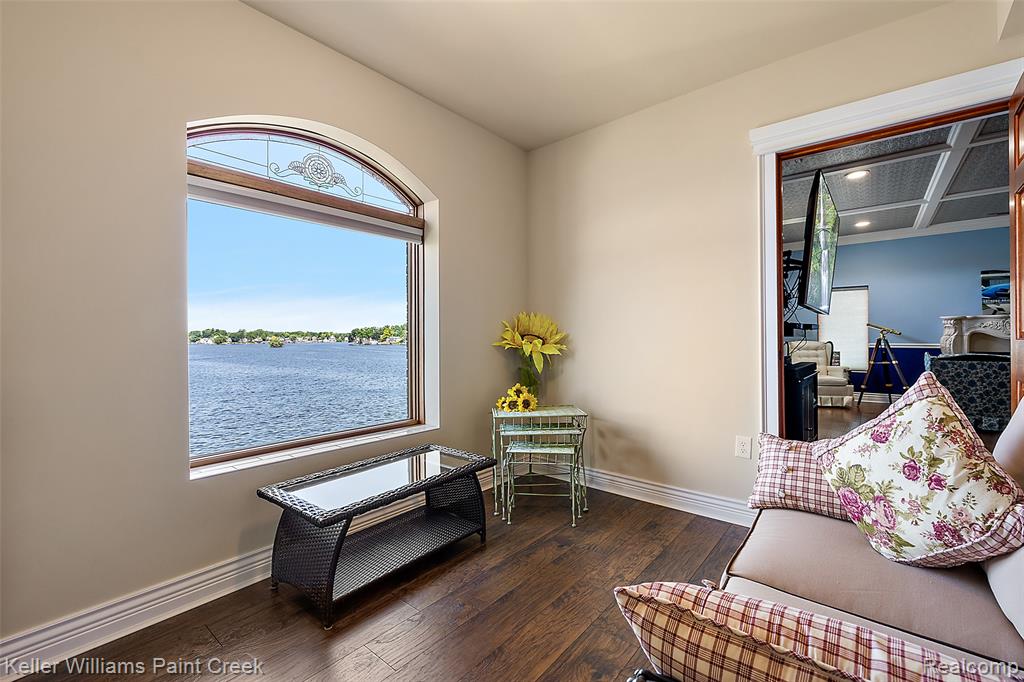 328 S Broadway Street, Lake Orion, MI 48362 — Photo 66