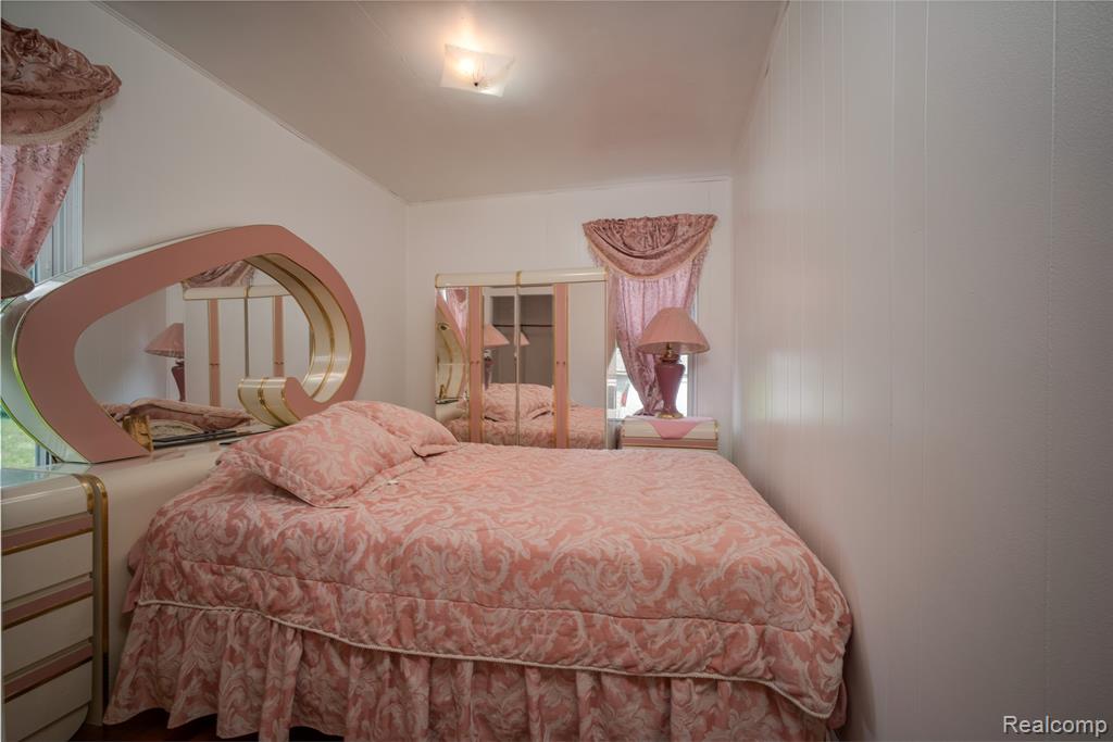 702 Fernhill Street, Highland Park, MI 48203 — Photo 9