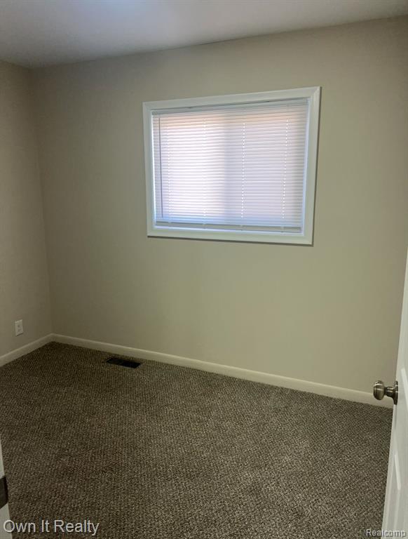 4009 PARDEE Avenue, Dearborn Heights, MI 48125 — Photo 11