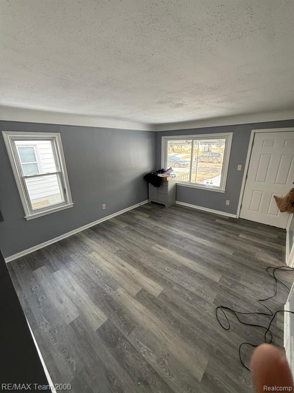 6739 Plainview Avenue, Detroit, MI 48228 — Photo 18