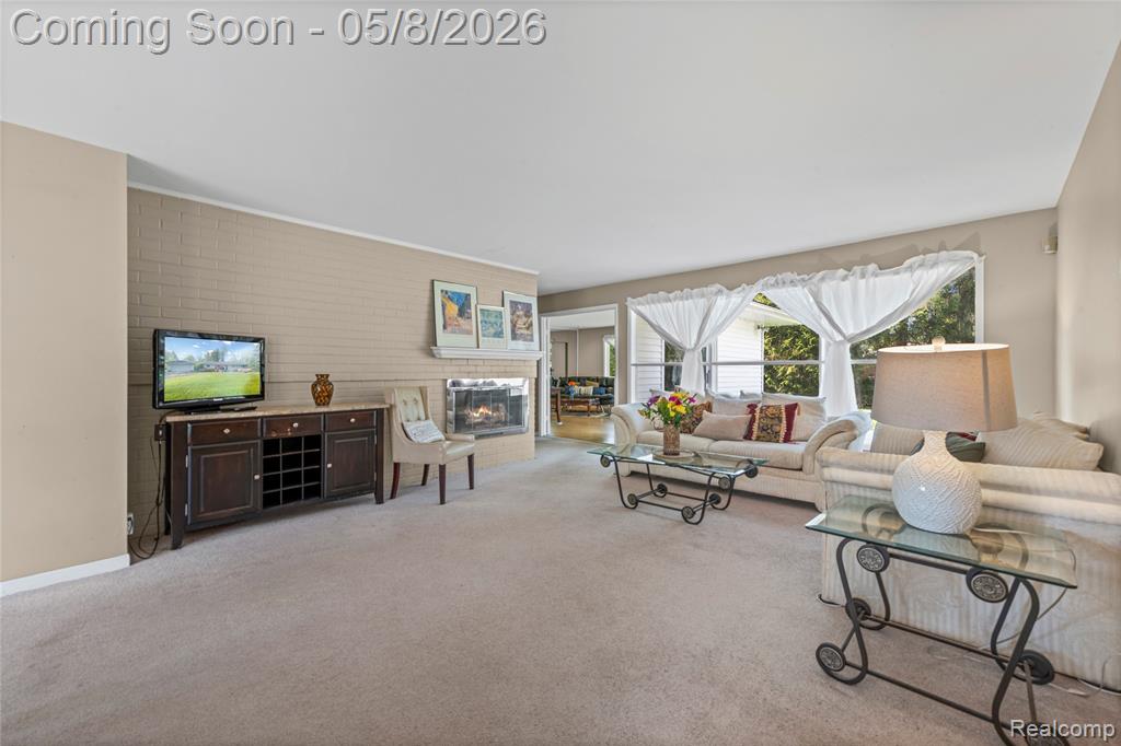 7396 Cornwall Court, West Bloomfield, MI — Photo 6