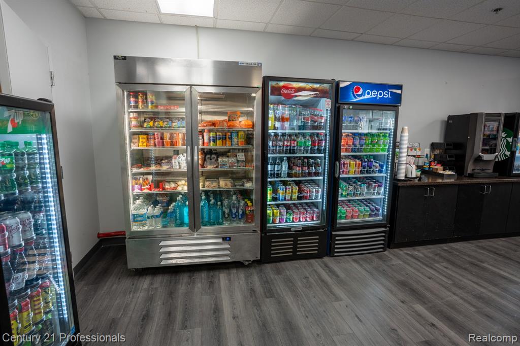 888 W Big Beaver - Troy Eatz Road, 112, Troy, MI 48084 — Photo 13