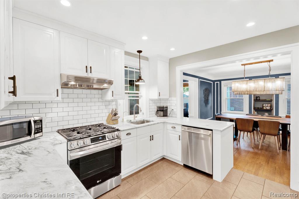 607 Knowles Street, Royal Oak, MI 48067 — Photo 15