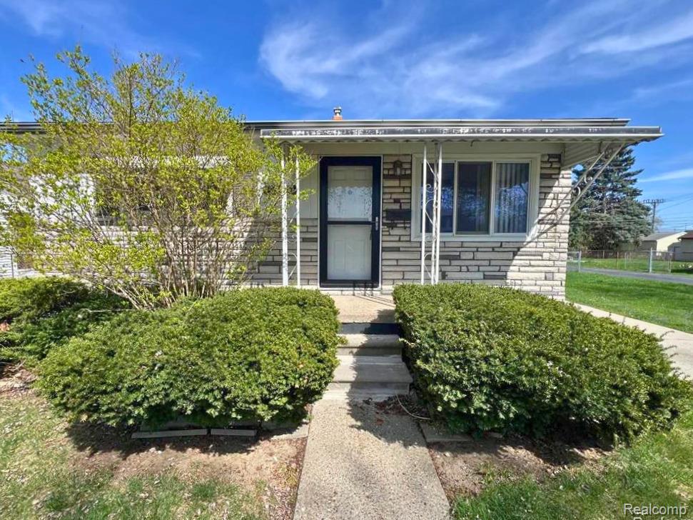 5371 Culver Street, Dearborn Heights, MI 48125 — front exterior