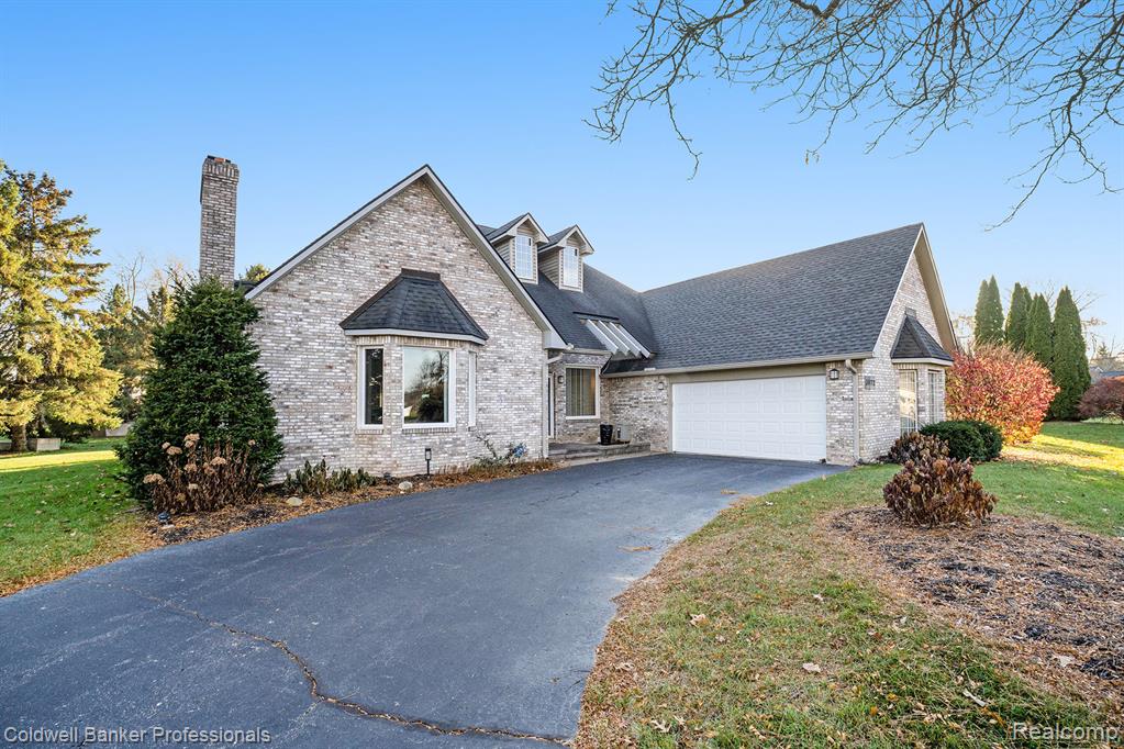 3972 Chevron Drive, Highland, MI 48356 — Photo 4