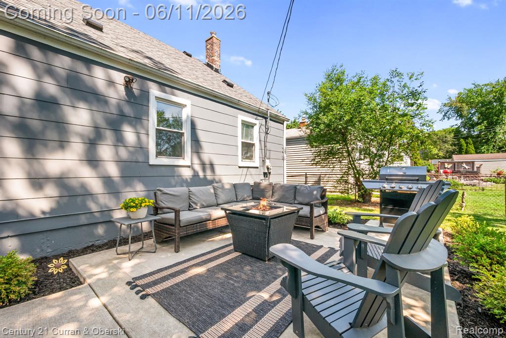704 N Edison Avenue, Royal Oak, MI 48067 — Photo 44