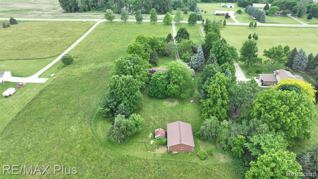 5253 BURNSIDE Road, North Branch, MI 48461 — Photo 3