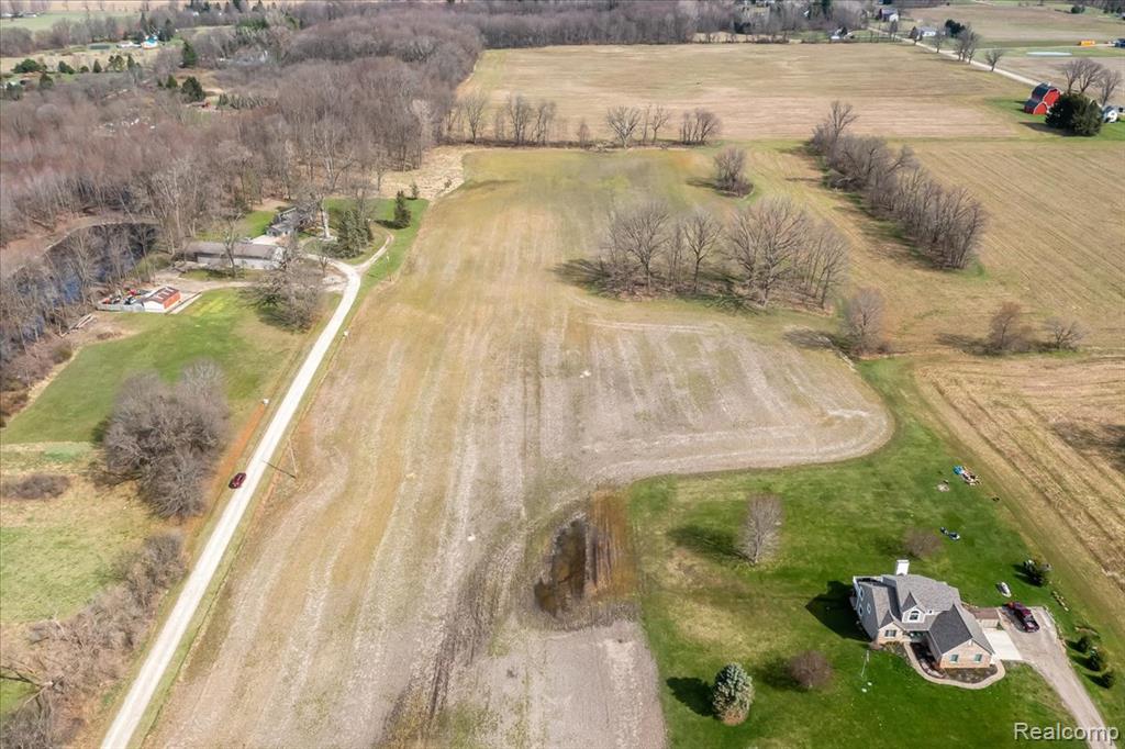 L Schrepfer Road, Howell, MI 48855 — Photo 10