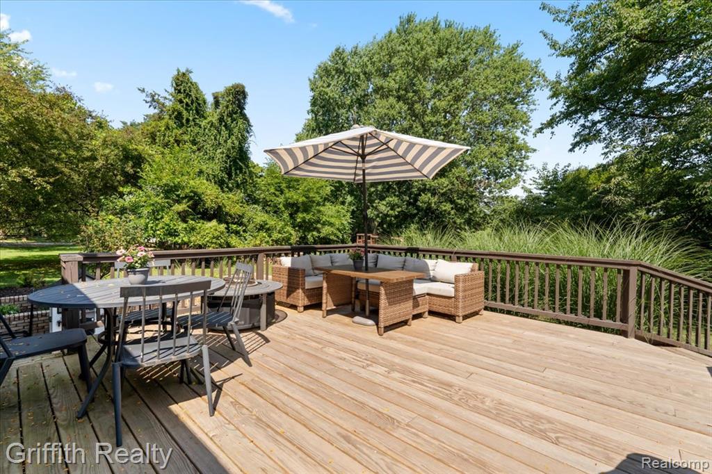 6531 Catalpa Drive, Brighton, MI 48116 — Photo 31