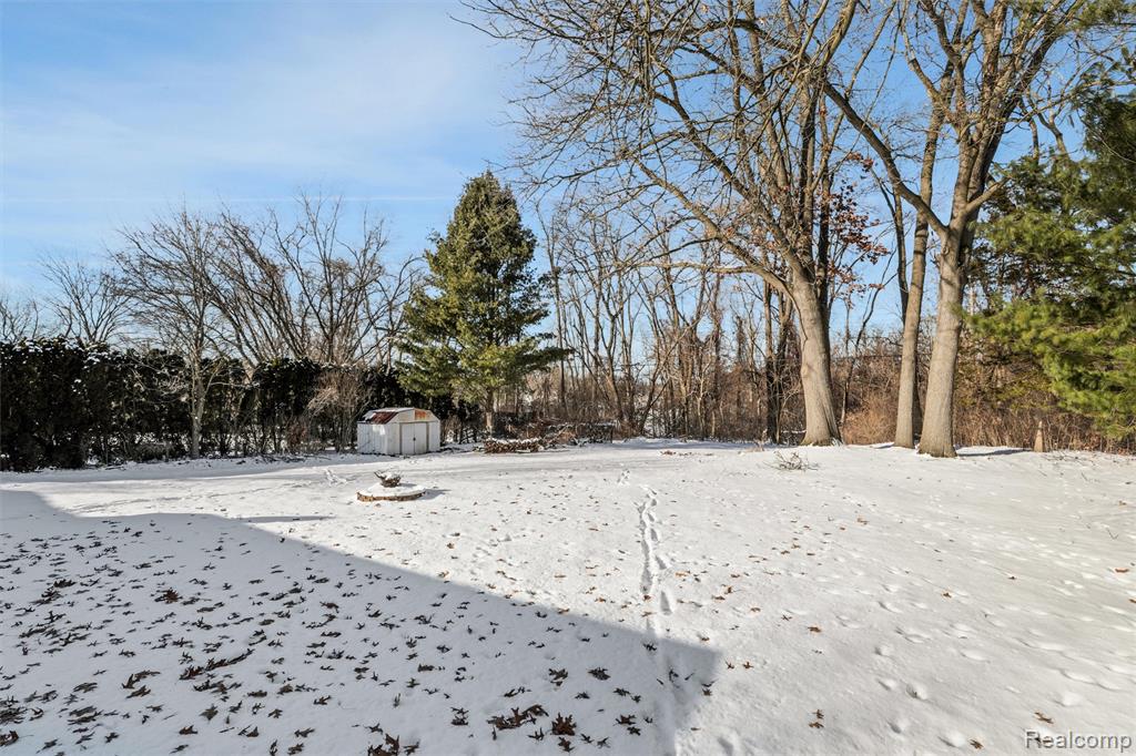 43220 Riggs Road, Van Buren, MI 48111 — Photo 33