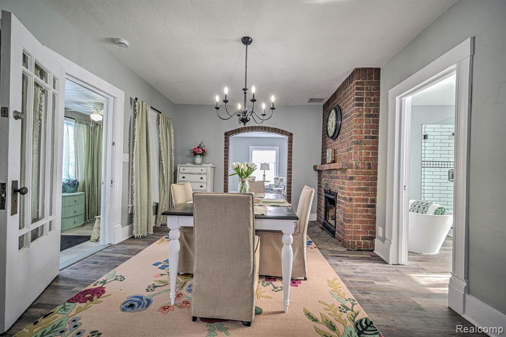 602 S BROAD Street, Holly, MI 48442 — Photo 25