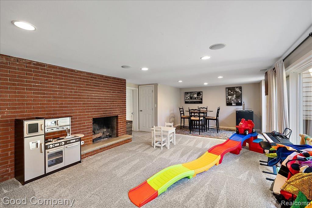4671 BURNLEY Drive, Bloomfield Hills, MI 48304 — Photo 58