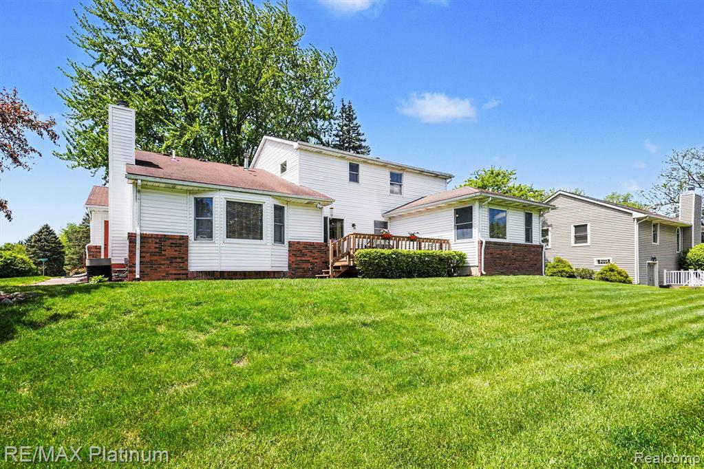 61959 Topsfield Lane, South Lyon, MI 48178 — Photo 25