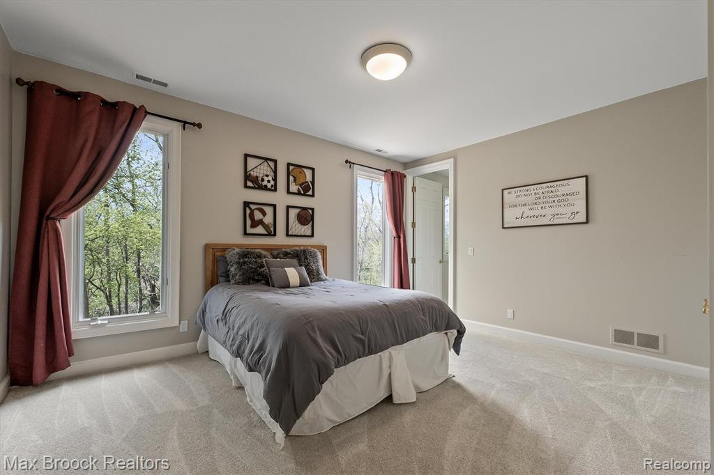 398 Shrewsbury Drive, Clarkston, MI 48348 — Photo 55