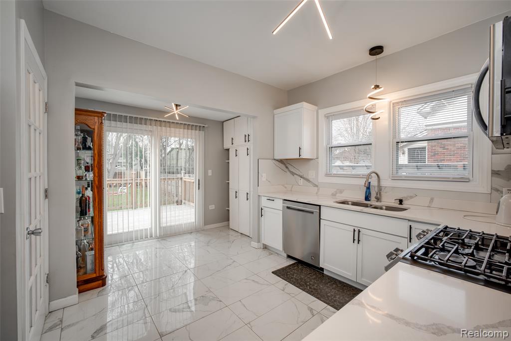 111 Scott Boulevard, Mount Clemens, MI 48043 — Photo 12
