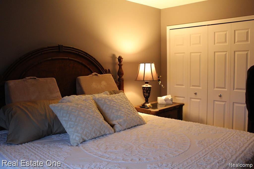 895 SPIREA, Howell, MI 48843 — Photo 30