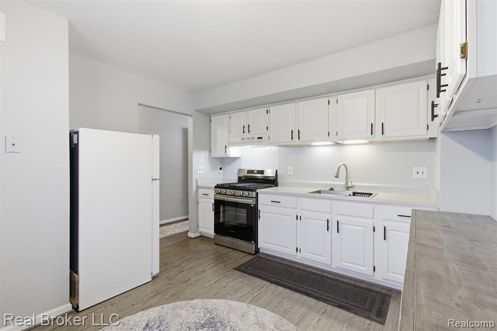 759 Hilldale Circle, Milford, MI 48381 — Photo 7
