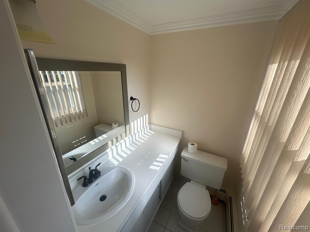 5659 KINGSMILL, Bloomfield Hills, MI — Photo 32