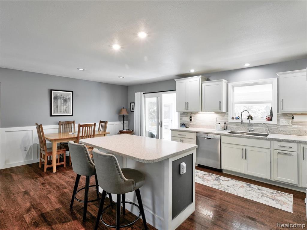 7503 Westwood Drive, Oscoda, MI 48750 — Photo 11