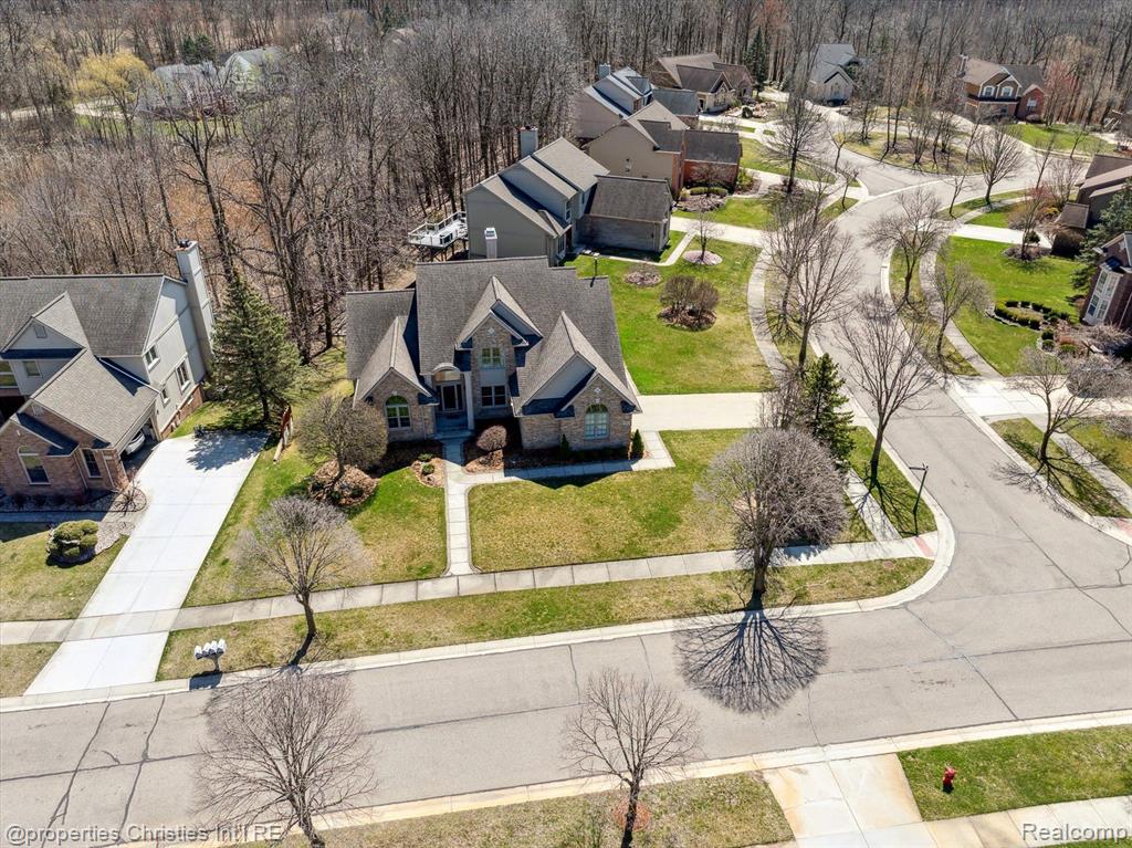 40611 PAISLEY Circle, Novi, MI 48377 — Photo 65