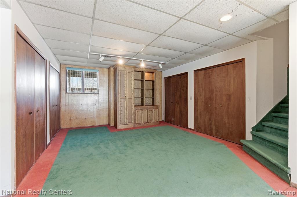 4710 Cove Road, West Bloomfield, MI 48323 — Photo 21