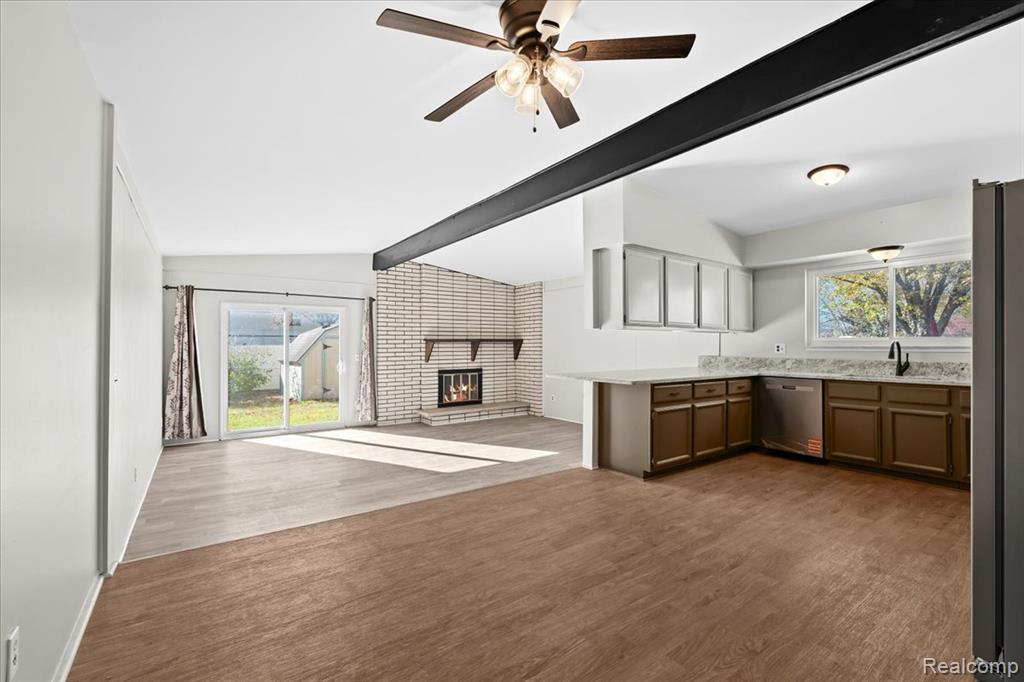 5650 Willow Creek Drive, Canton, MI 48187 — Photo 10