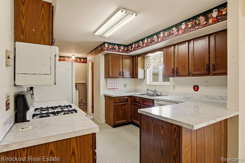 4585 Birch Run Road, Millington, MI 48746 — Photo 14
