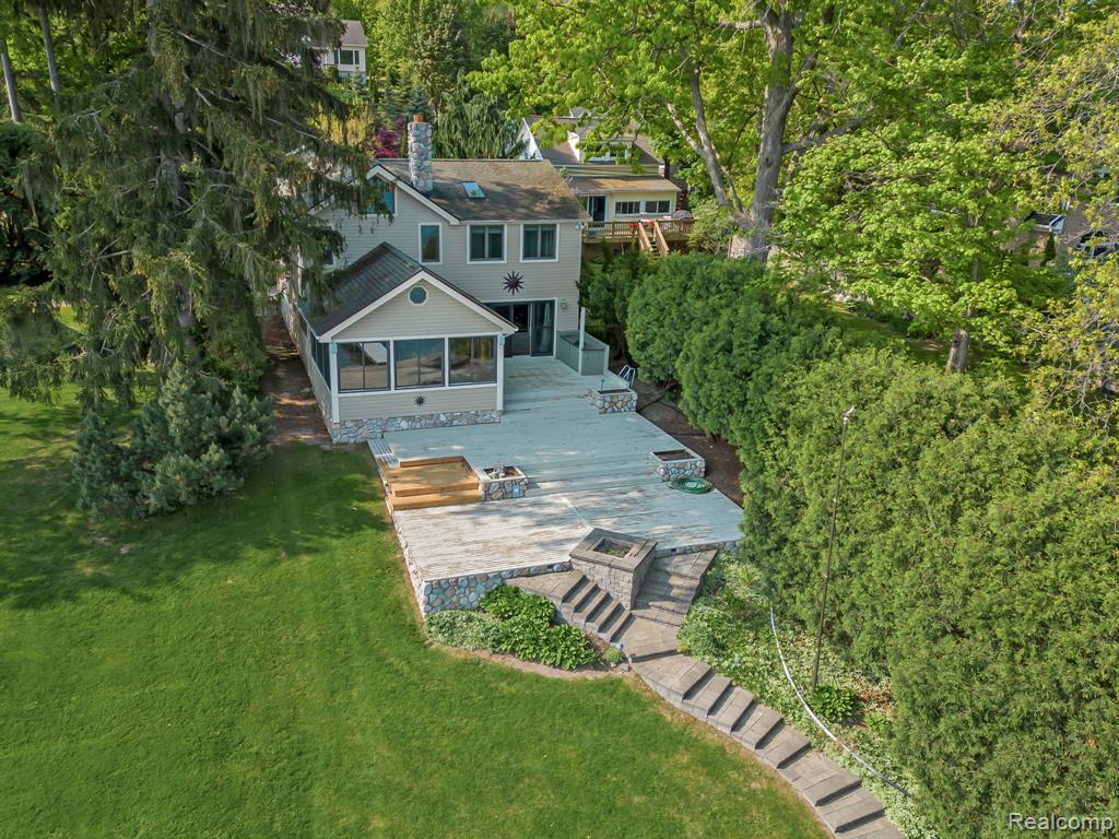7028 Terrell Street, Waterford, MI — Photo 5