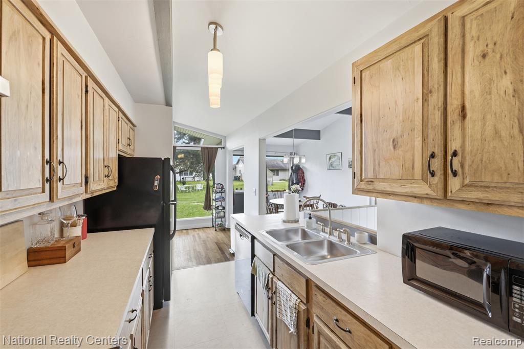 3130 Sherwood Street, Saginaw, MI 48603 — Photo 4