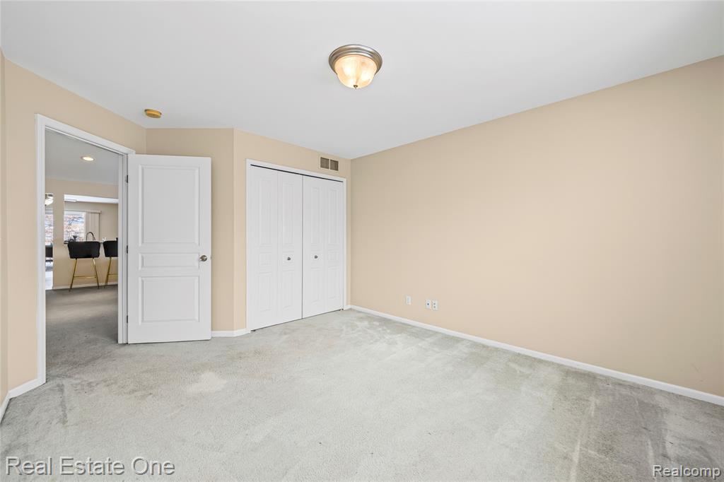 167 S Vista Drive, Auburn Hills, MI 48326 — Photo 20
