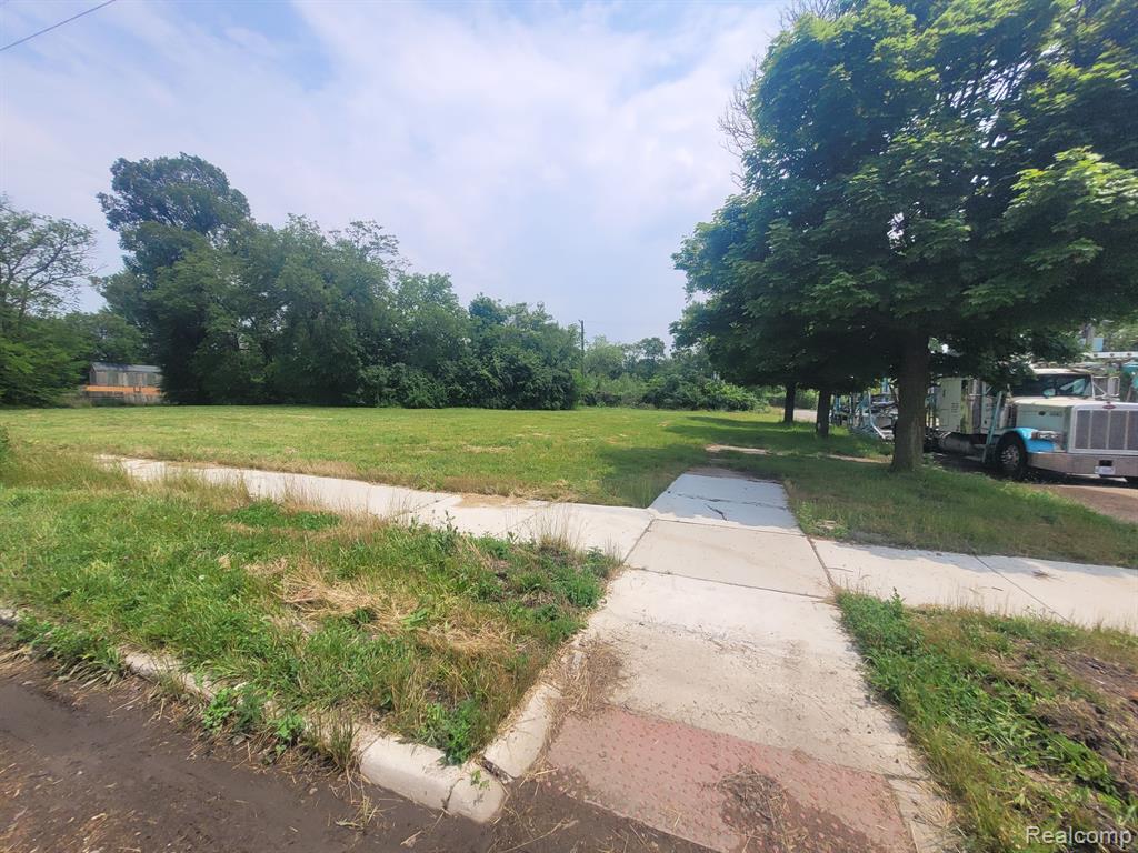 5202 STANTON Street, Detroit, MI 48208 — Photo 10