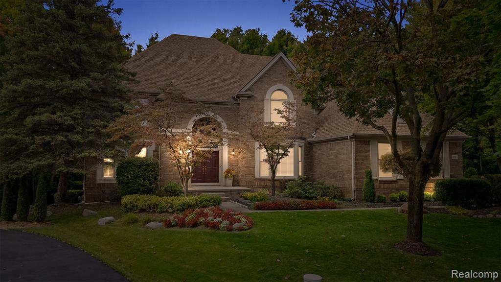 6993 Crosswell Drive, West Bloomfield, MI — Photo 47