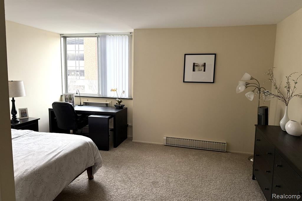 1050 Wall Street, 2E, Ann Arbor, MI 48105 — Photo 14