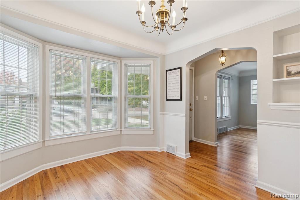 540 N York Street, Dearborn, MI 48128 — Photo 17
