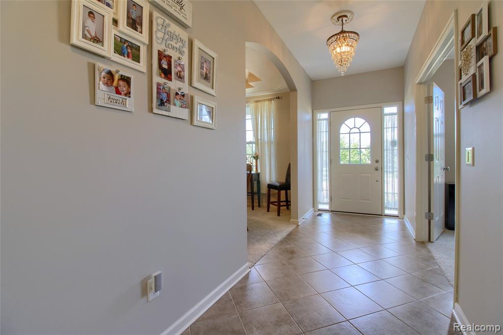 57649 Blossom Valley Trail, New Hudson, MI 48165 — Photo 5