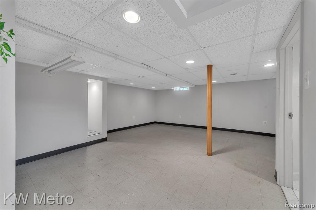 51 LINCOLN Avenue, Clawson, MI — Photo 20