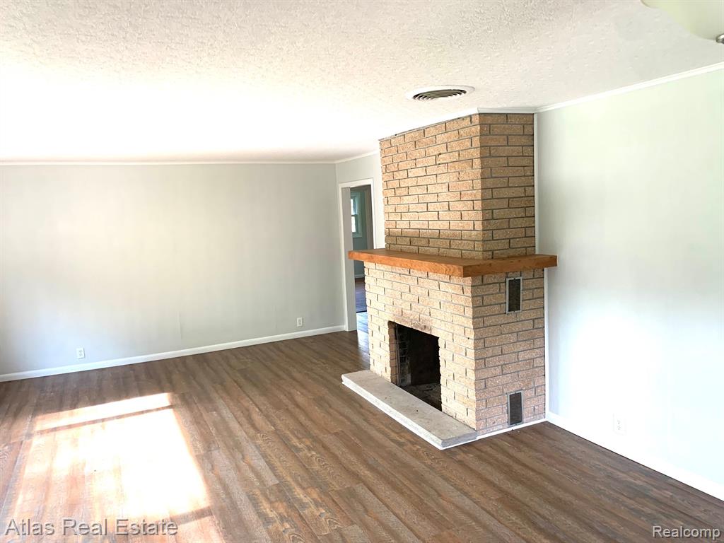 15145 Worden Road, Holly, MI 48442 — Photo 9
