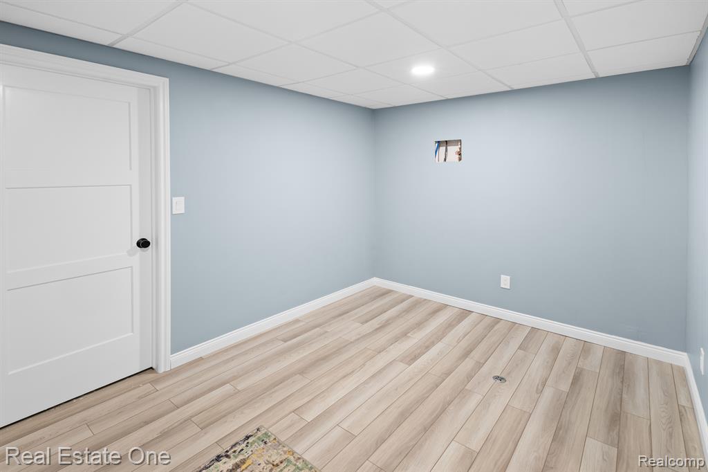 41694 MAGNOLIA Court, Novi, MI 48377 — Photo 25