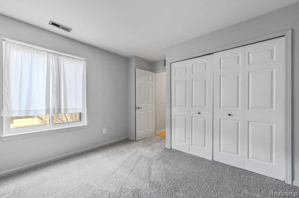 42538 Lilley Pointe Drive, 57, Canton, MI 48187 — Photo 14