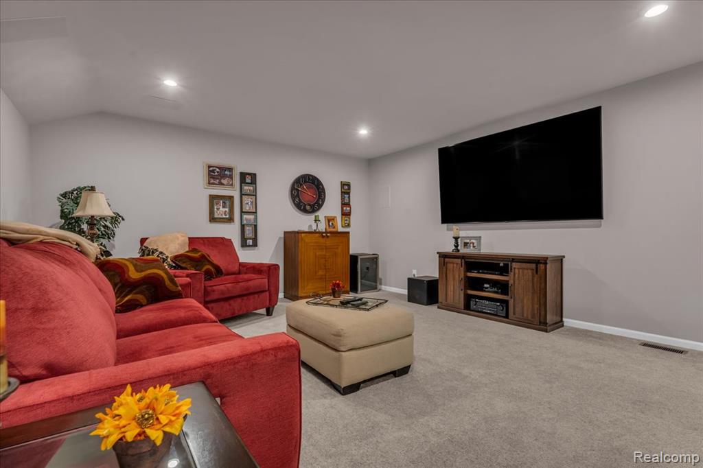48614 Windfall Road, Novi, MI — Photo 42