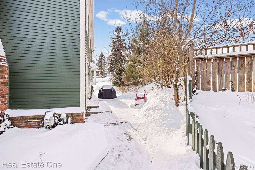 380 Depot Road, Clarkston, MI — Photo 61