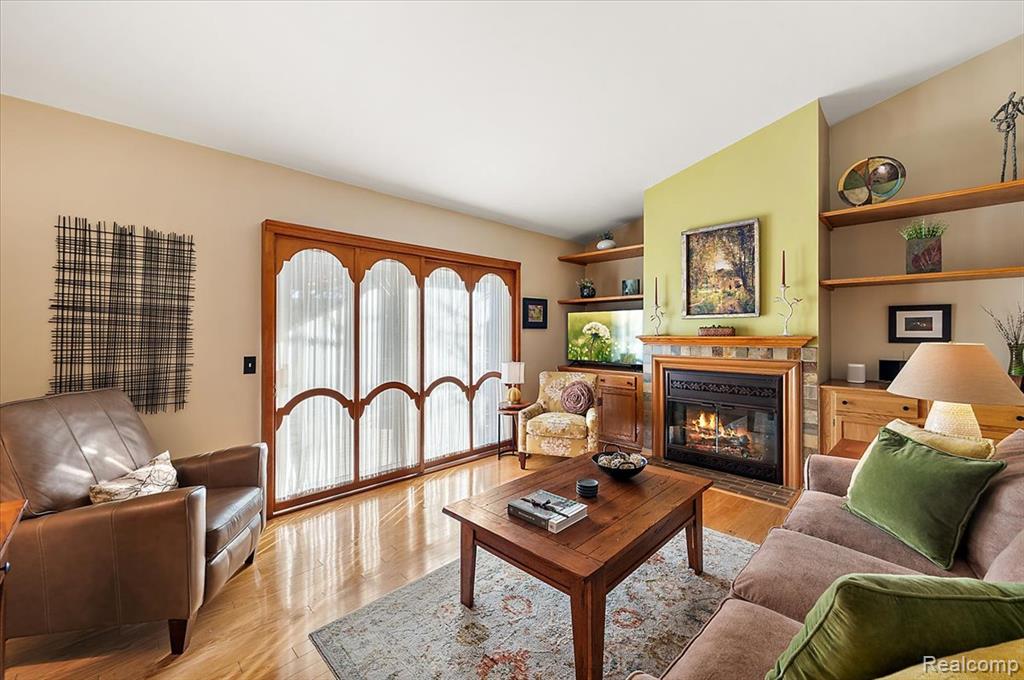 24546 Fairway Hills Drive, Novi, MI — Photo 16