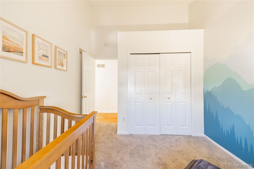 907 Huntclub Boulevard, Auburn Hills, MI 48326 — Photo 24